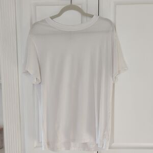 Lululemon Athletica White Top Size 8